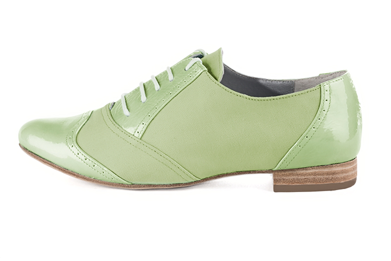 Meadow green women's fashion lace-up shoes. Round toe. Flat leather soles. Profile view - Florence KOOIJMAN